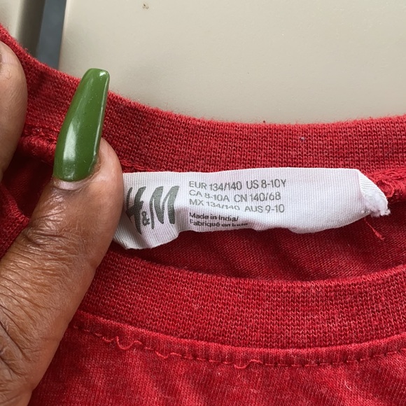 Red angry birds red shirt. No holes and no damage. - Picture 2 of 4